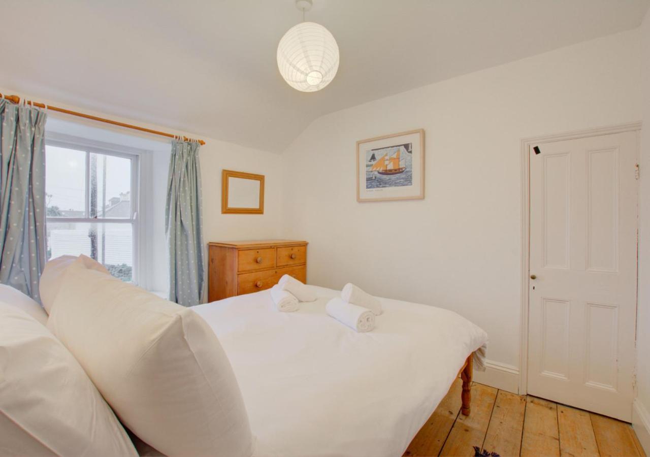 Neptune Cottage Burrow Road เซนต์ไอฟส์ ภายนอก รูปภาพ